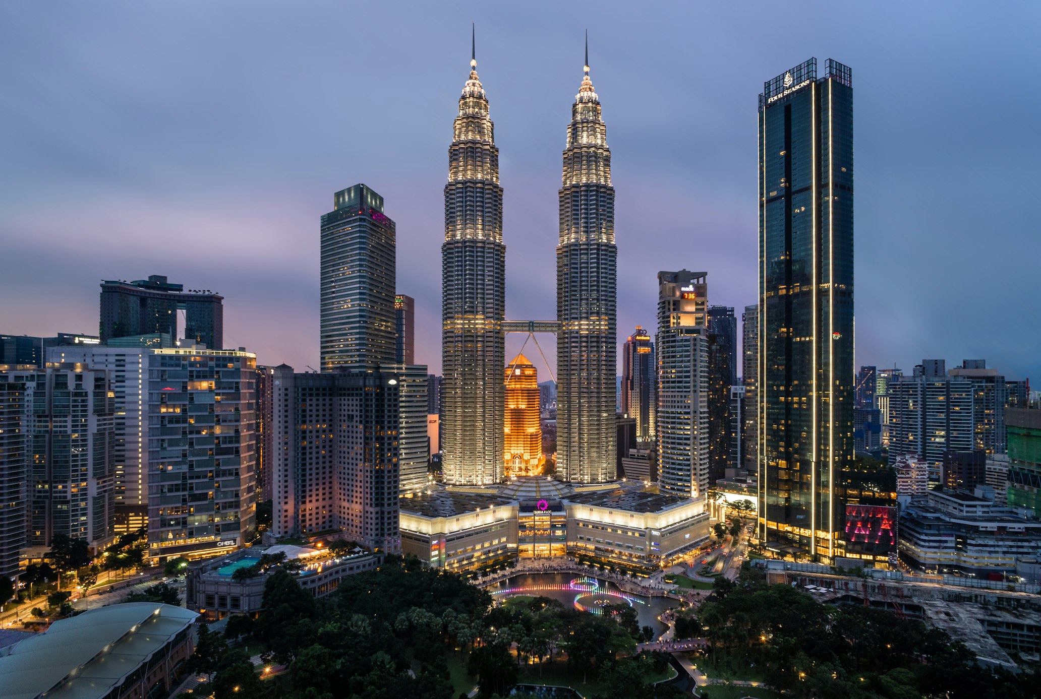 Vue panoramique de Kuala Lumpur avec les tours Petronas