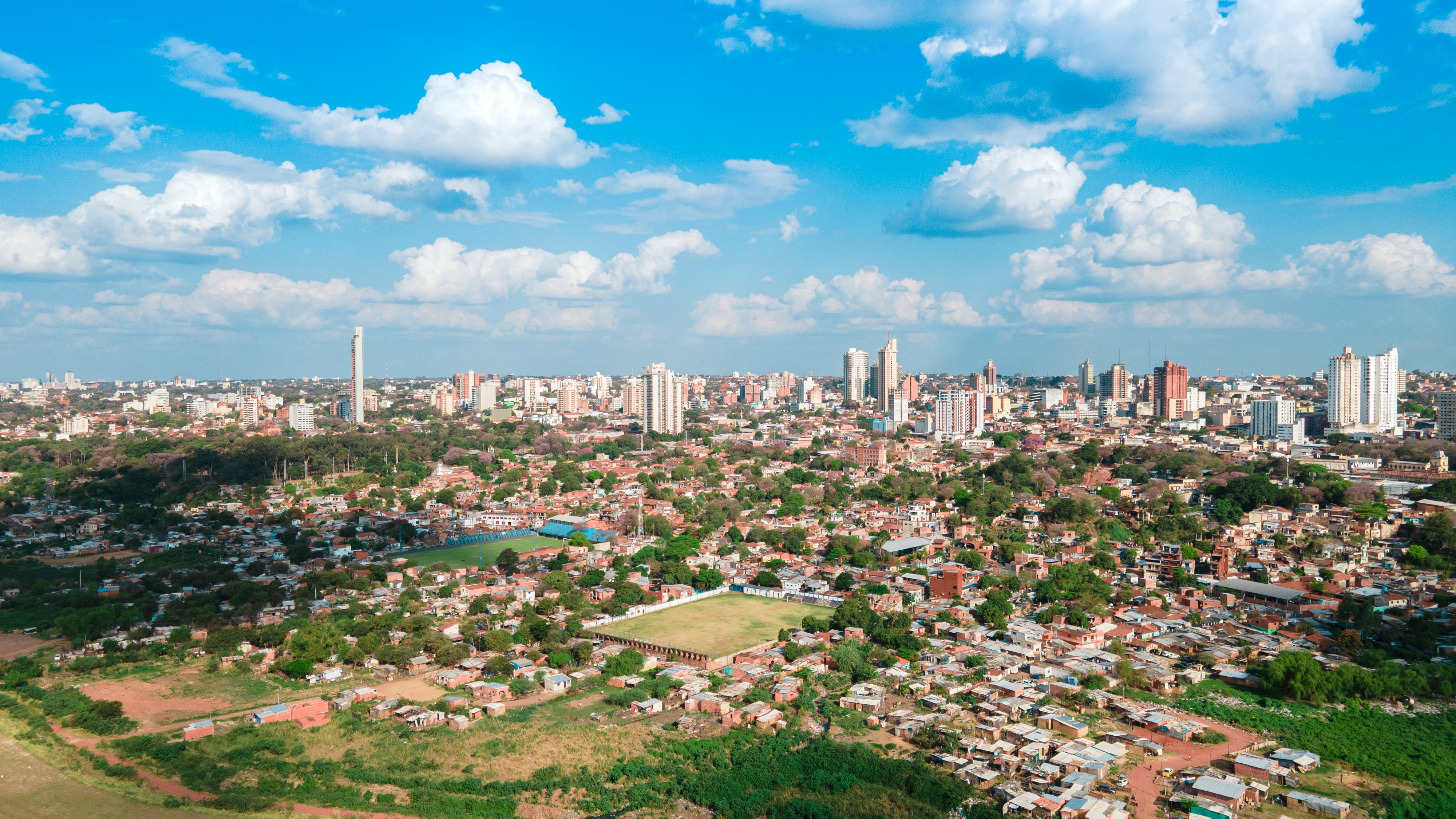 Vue urbaine d'Asunción, capitale du Paraguay